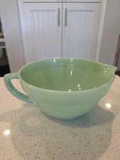 Vintage Anchor Hocking Fire-King White Milk Glass Batter Bowl with Spout and Ribbed Band — listing 3