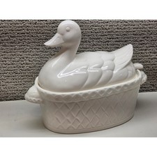 Figural White Duck Soup Tureen with Blue Polka-Dot Bow and Ladle — listing 6