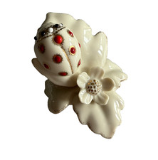 Miniature Child's Ladybug Porcelain Tea Set (Creamer, Sugar, 5+ Cups & Saucers), listing 6
