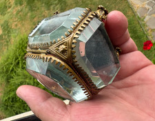 Vintage Ormolu Filigree Jewelry Casket with Beveled Yellow Glass Lid and Slag Glass Body — listing 3