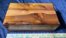 Lane Virginia Maid Cedar Chest with Hinged Lid — listing 6