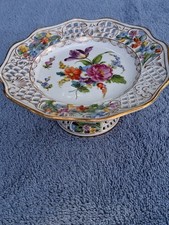 Reticulated Porcelain Decorative Plate with Floral Still Life and Gold Rim — listing 5