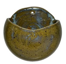 Vintage Art Pottery Wall Pocket with Molded Grape and Leaf Design — listing 2