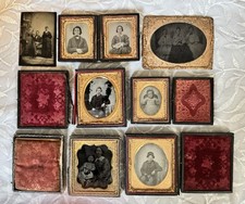 Civil War Era Ninth Plate Ambrotype of Young Union Soldier in Uniform & Kepi, Davis & Co's Original 25 Cent Ambrotype