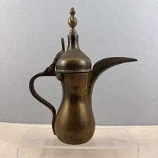 Vintage Middle Eastern Dallah Arabic Coffee Pot, Hammered Copper/Brass with Crescent Finial — listing 6