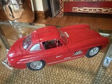 Mercedes-Benz 300 SL Gullwing 1:18 Scale Diecast Model Car Bburago 1:18 — listing 4