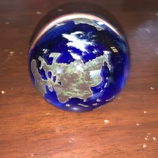 Lundberg Studios Planet Earth Art Glass Paperweight 2.5 inch Signed 1993 — listing 3