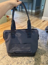 Béis The Mini Weekender Bag in Beige