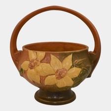 Roseville Pottery Clematis Pattern Handled Basket Vase, Rose/Brown — listing 2