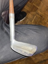 Vintage Walter Hagen International Honey-Boy 6 Iron with Brown Wood Shaft — listing 6