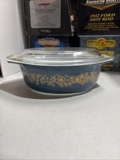 Vintage Pyrex 1.5 Qt Oval Casserole Dish with Clear Lid, Green Meadow / Wheat Floral Pattern (Promotional)