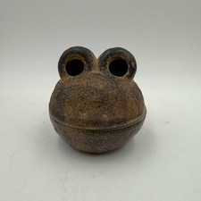 Vintage Stoneware Figural Frog Lidded Trinket Box / Jar — listing 6