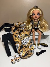 Rainbow High & Shadow High Fashion Dolls Lot of 4 — listing 4