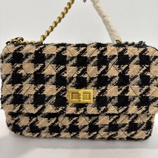 Houndstooth Print Crossbody Camera Bag with Black Faux Leather Trim — listing 5