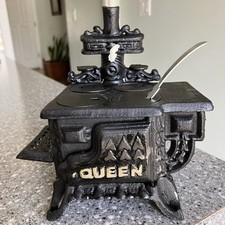 Miniature Cast Iron 'Queen' Toy Wood Cook Stove with Chimney, Kettle & Accessories — listing 2