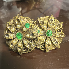 Vintage Gold-Tone Circle Flower Brooch with Dark Stone Center — listing 6