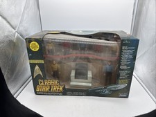 Star Trek Deep Space Nine 'Q' in DS9 Starfleet Uniform Action Figure (Playmates, Stock No. 6247) — listing 2