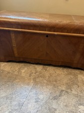 Lane Cedar Chest with Faux Drawer-Front Mule Chest Design, Maple Finish