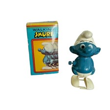 Vintage 1982 Sawing Smurf Handyman PVC Figure on Card, Wallace Berrie & Co. (Peyo)