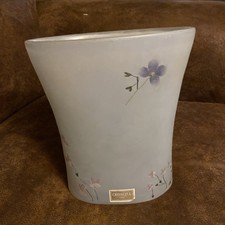 Croscill Home Ceramic Bathroom Wastebasket / Trash Can with Gold Floral Motif and Quilted Base — listing 3