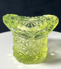 Vaseline Uranium Glass Top Hat Toothpick Holder, Daisy & Button Pattern, 2.5" Yellow — listing 5