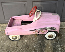 Vintage 1960s Pressed-Steel Pink & White Pedal Car with Chrome Steering Wheel — listing 2