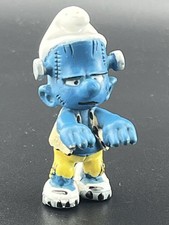 Vintage Schleich Halloween Smurf Holding Jack-o'-Lantern Pumpkin PVC Figurine — listing 5