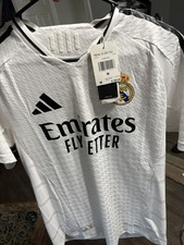 Real Madrid 2022-23 Adidas Away Jersey (Purple/Lilac)