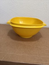 Vintage Tupperware Large Round Nesting Bowl with Sheer Seal Lid — listing 5