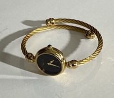 Vintage Gucci Ladies Quartz Watch with Green-Red-Green Signature Web Dial, Roman Numeral Bezel — listing 2