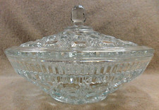 Indiana Glass Windsor Pattern Pressed Glass Bowl 6in