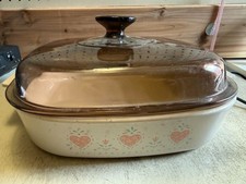 Corning Ware Forever Yours (Pink Hearts) A-10-B 2.5 Quart Square Casserole with Amber Pyrex Lid — listing 3