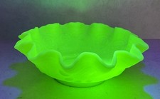 Emerald Green Pressed Glass Ruffled Compote / Comport on Pedestal Foot — listing 4