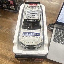 Dale Earnhardt #3 GM Goodwrench Pocono July 18 1993 Race #17 Limited Edition 1:64 Die-Cast Car (1 of 1000) — listing 2