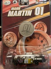 Winner's Circle Mark Martin #5 CARQUEST 51st Daytona 500 Limited Edition Two-Car Set 1:64