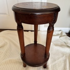 Vintage Mid-Century Round Wood 3-Leg Plant Stand / Side Table with Lower Shelf