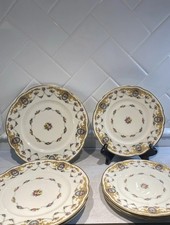 Black Knight Hohenberg Bavaria 'Hollywood' Pattern Porcelain Saucer with Green Border and Floral Center