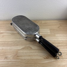 Vintage Miracle Maid Cast Aluminum Cookware Pot with Long Handle — listing 4
