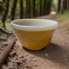 Vintage Pyrex Primary Yellow #401 Nesting Mixing Bowl (Smallest, 1.5 Pint)
