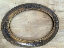 Pair of Oval Gilt-Framed Portrait Prints of Clergy/Gentleman Figures — listing 6