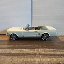 Silver Die-Cast Convertible Sports Car (Camaro-style) Toy Car — listing 2