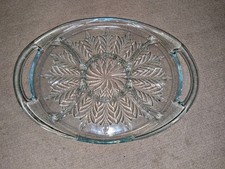 Jeannette Glass Feather Pattern 5-Part Oval Relish Tray with Gold Trim — listing 2