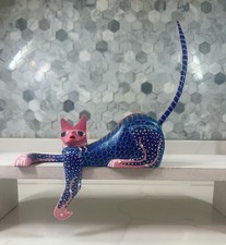 Oaxacan Wood Carving Cat Alebrije, Hand-Painted Floral Motif