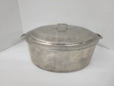 Vintage Miracle Maid Cast Aluminum Cookware Pot with Long Handle — listing 2