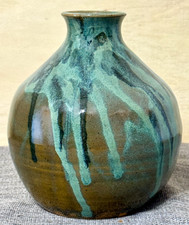 Studio Art Pottery Ribbed Bud Vase with Lavender & Tan Drip Glaze — listing 4