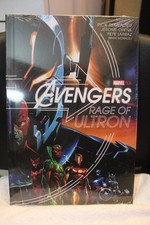 Marvel Comics 'Earth's Mightiest Heroes' Graphic T-Shirt, Distressed/Crackle Print, Size M