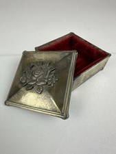 Silverplate Footed Trinket / Jewelry Box with Engraved Armorial Crest Lid — listing 2