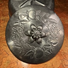 Everlast Forged Aluminum Covered Casserole Dish with Figural Bird Finial, #5009 — listing 3