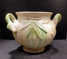 Weller Pottery Patricia Double Swan Handle Vase, Ivory Matte Glaze — listing 6