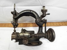 Antique Willcox & Gibbs Chainstitch Sewing Machine, Curved Arm Cast Iron, listing 2